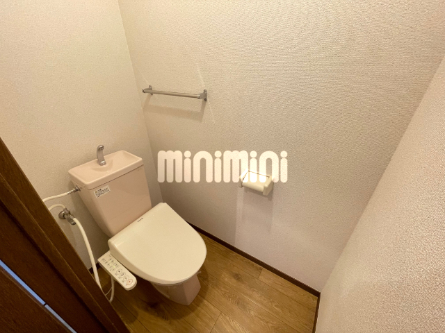 ����5