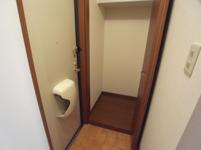 ����7