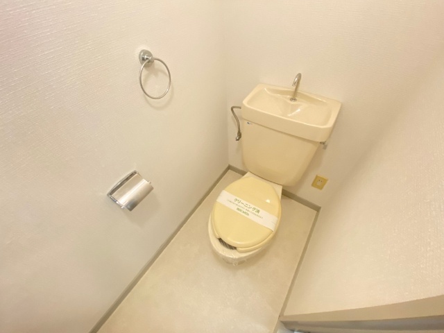 ����6