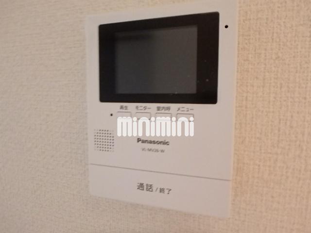 ����11
