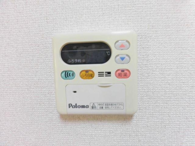 ����11