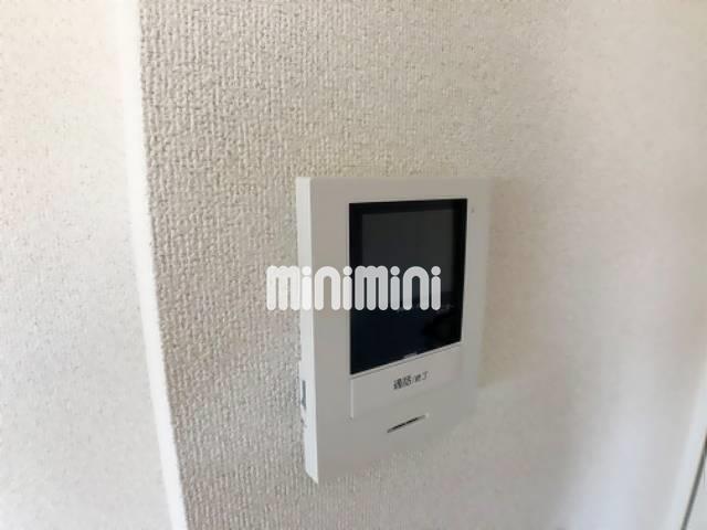 ����10