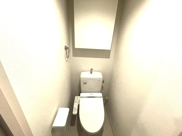����9