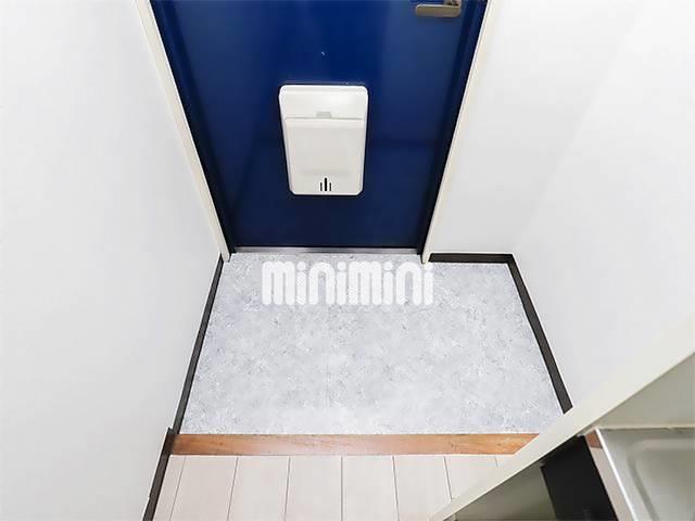 ����14