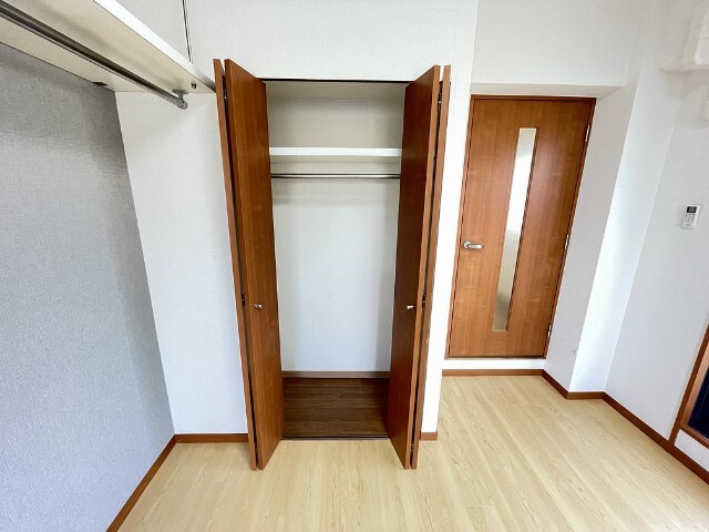 ����6