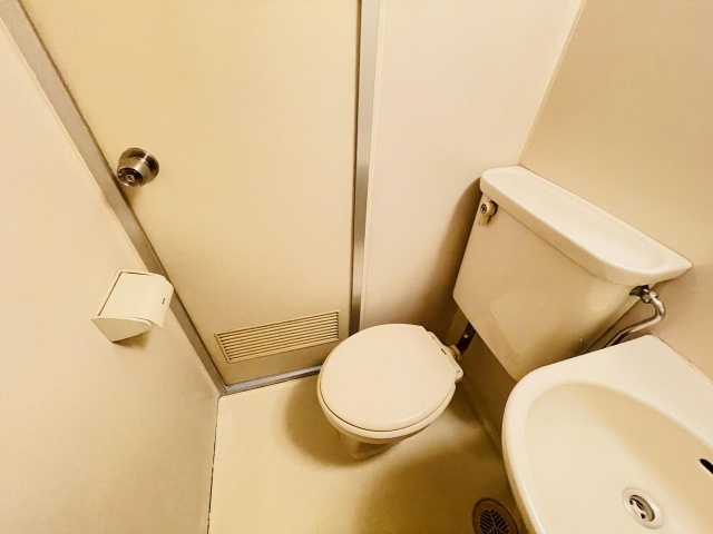 ����8
