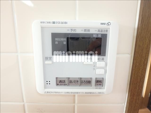 ����13