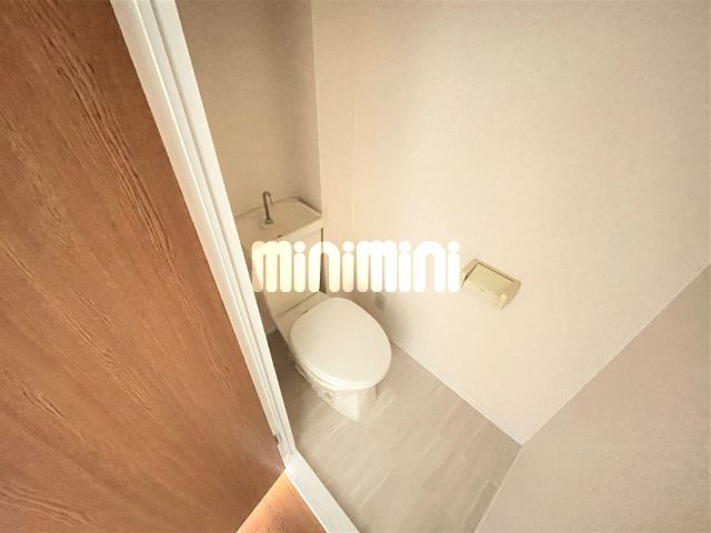 ����6