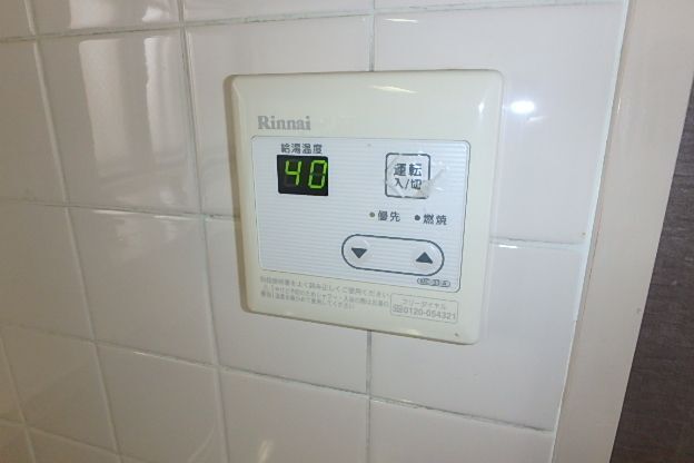 ����20