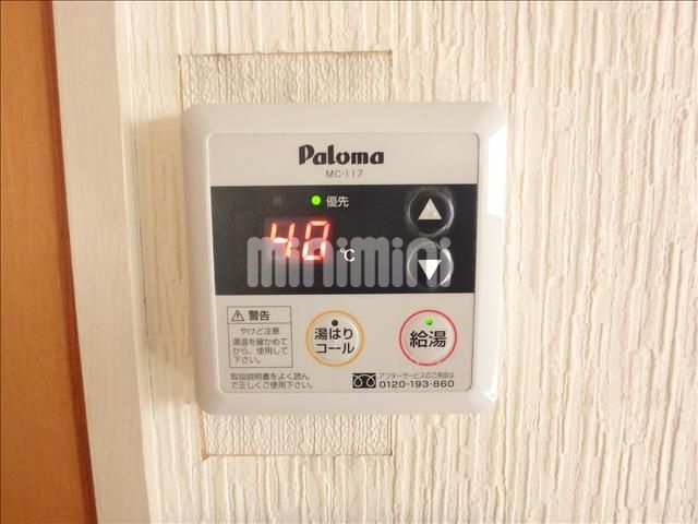 ����13