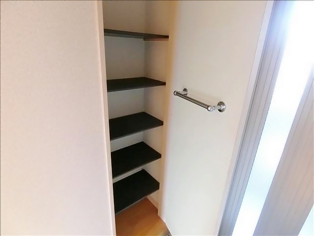 ����7