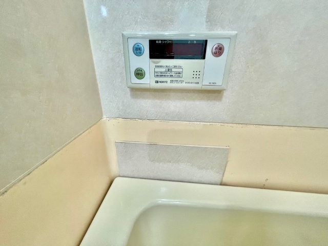 ����11