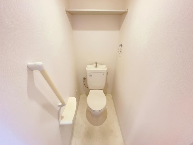 ����9