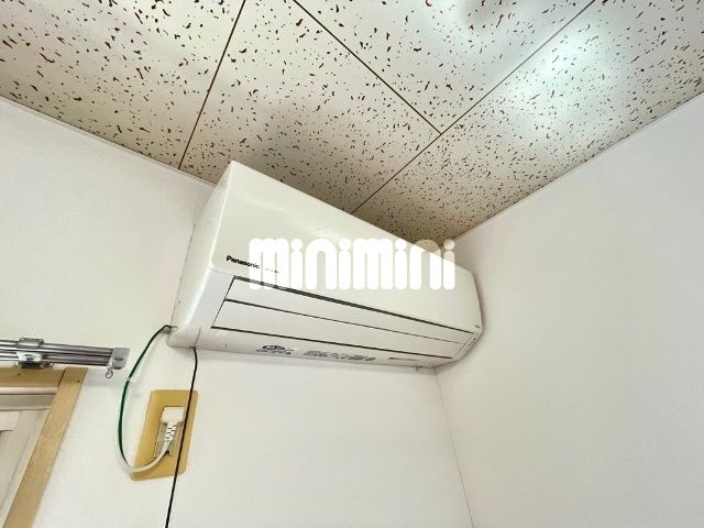 ����14