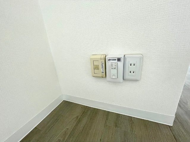 ����14