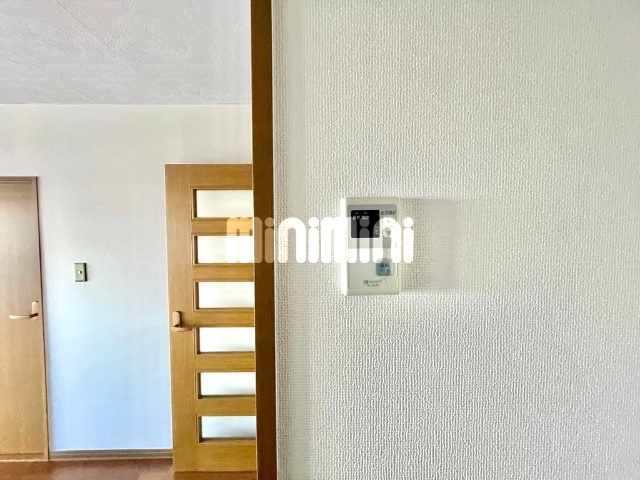 ����14