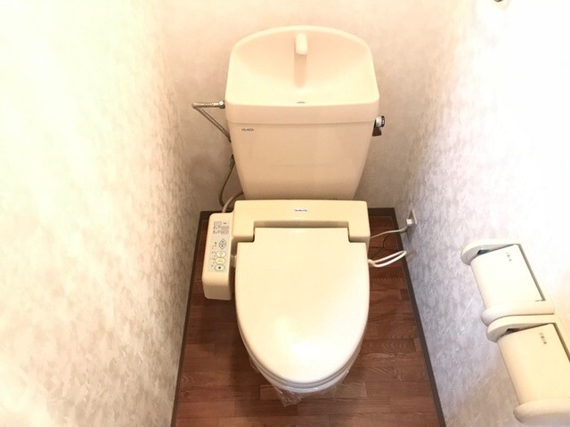 ����8