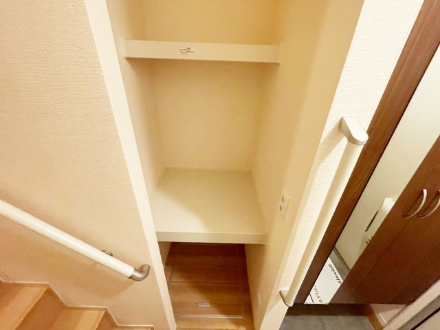 ����19