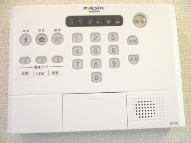 ����11