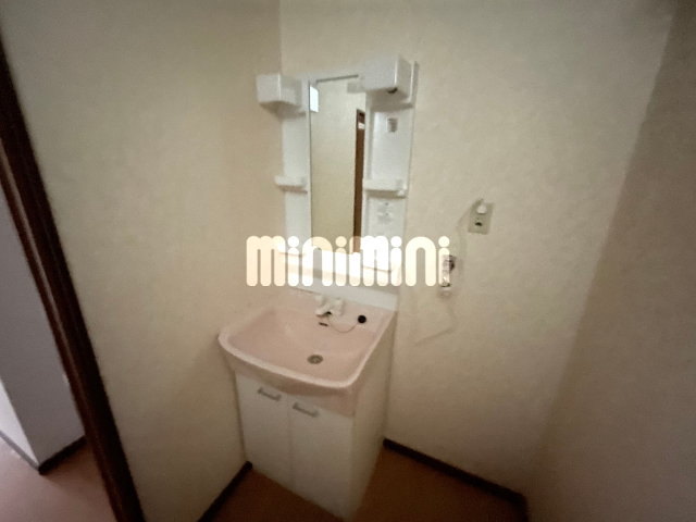 ����5