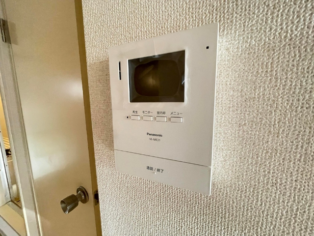 ����10
