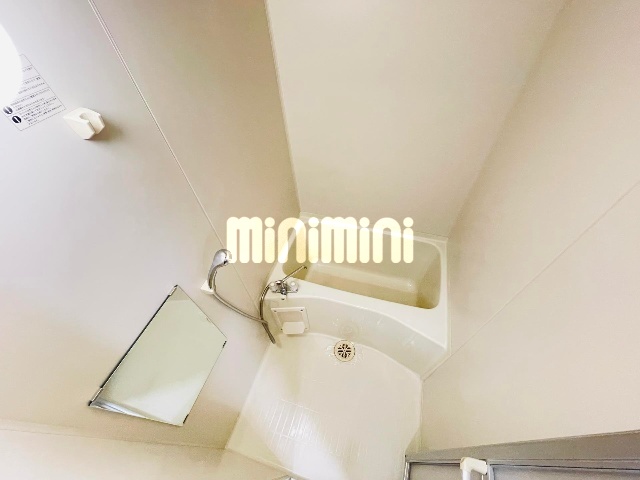 ����3