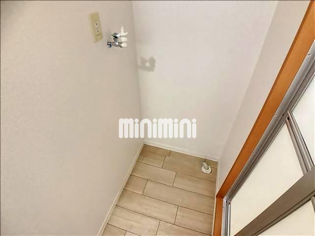 ����5