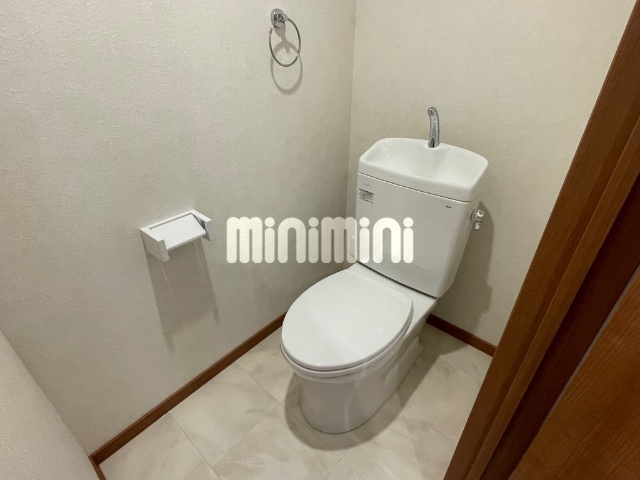 ����7