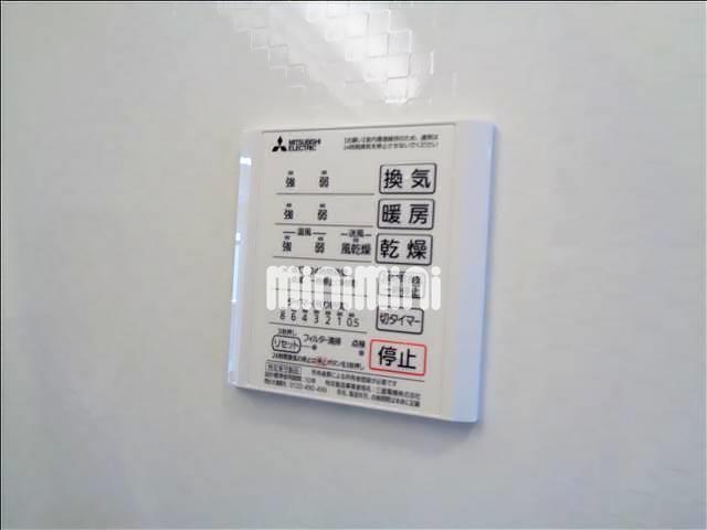 ����11