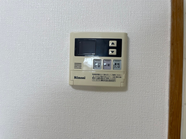 ����11