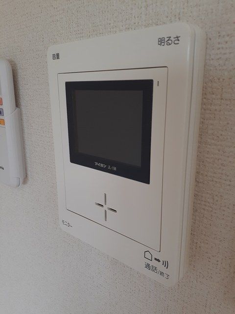 ����8