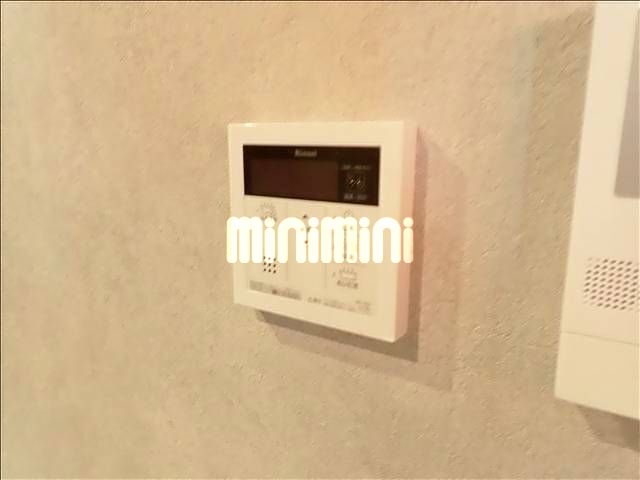 ����10