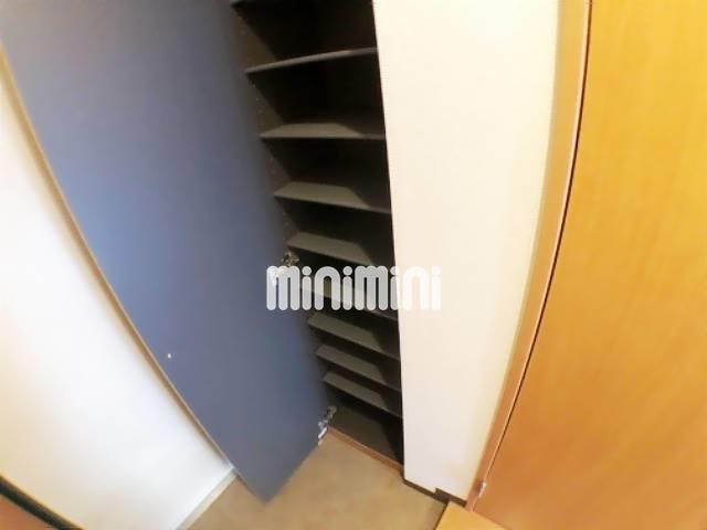����14