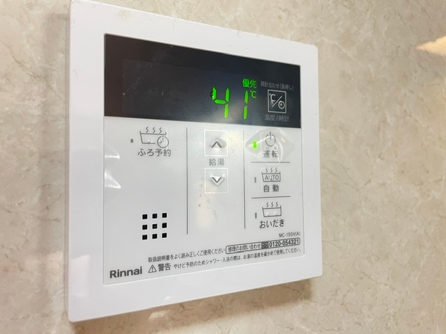 ����13