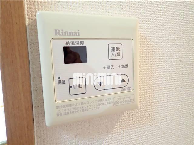 ����16
