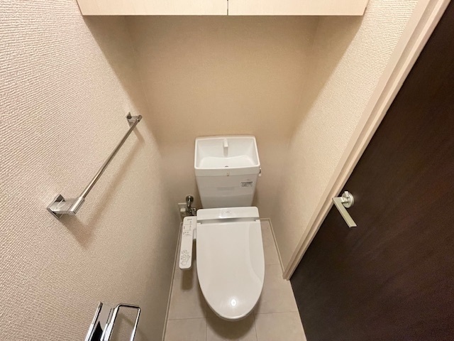 ����6