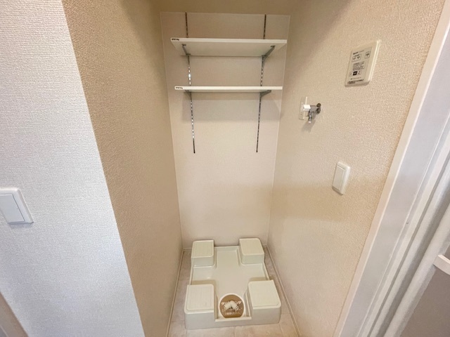 ����19