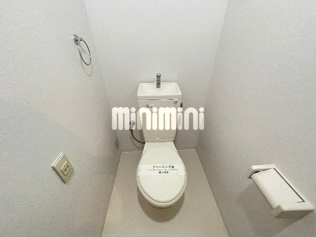 ����9