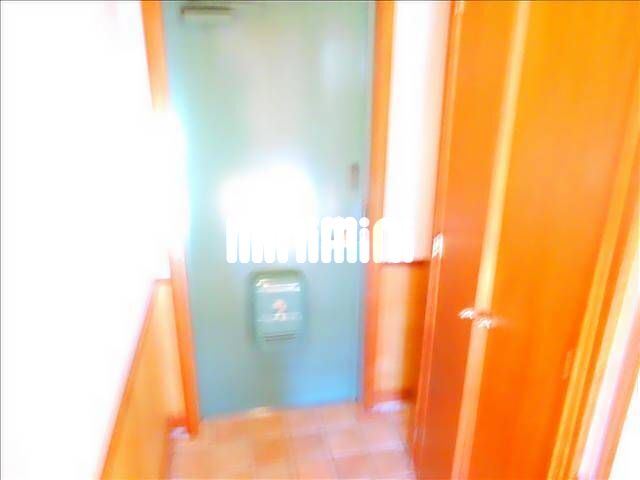 ����9