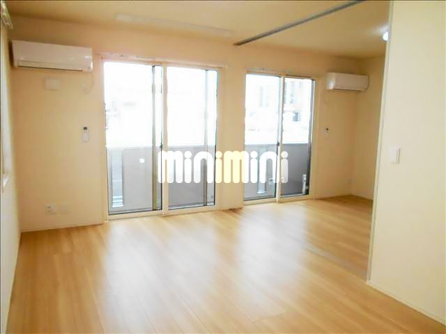 ����10