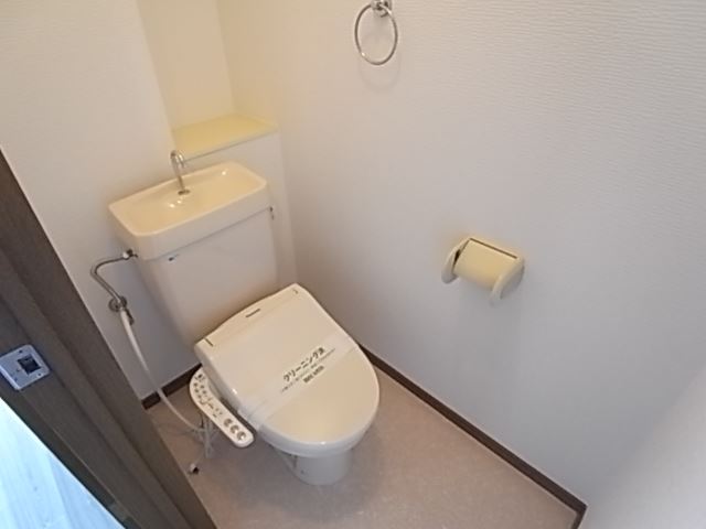 ����19