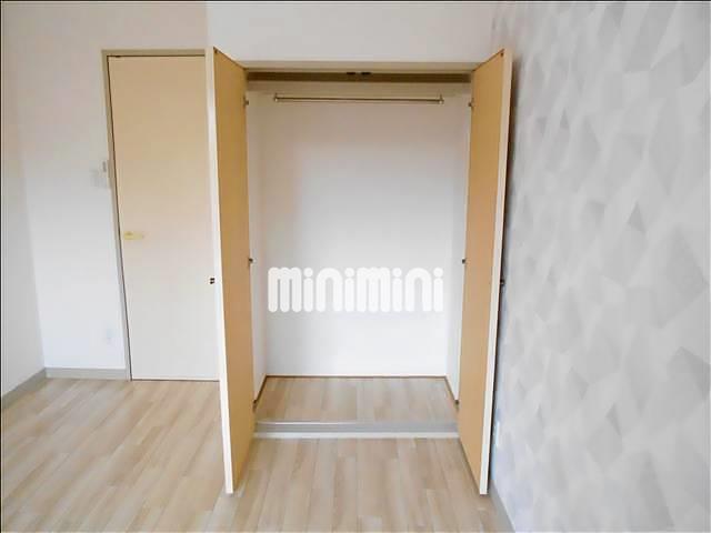 ����14
