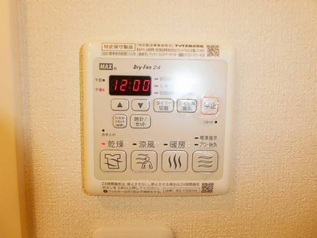 ����10