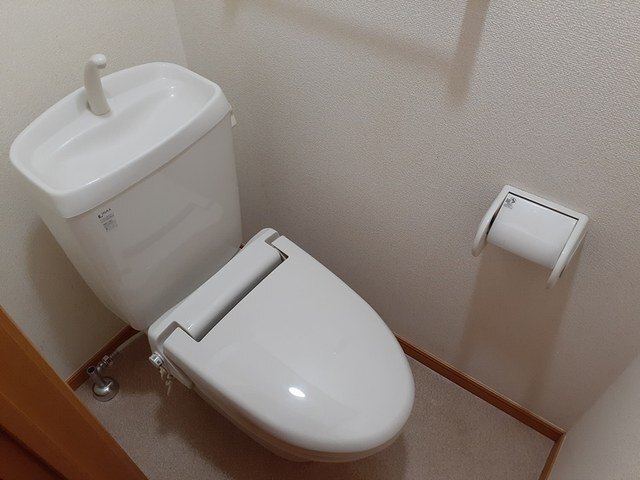 ����8