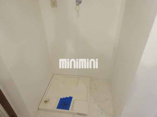 ����3
