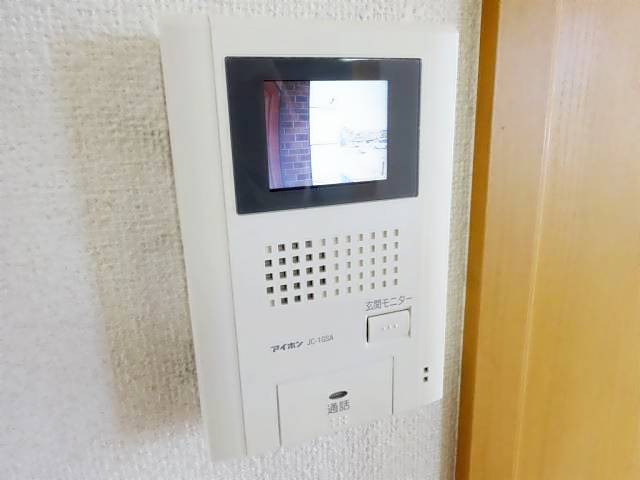 ����11