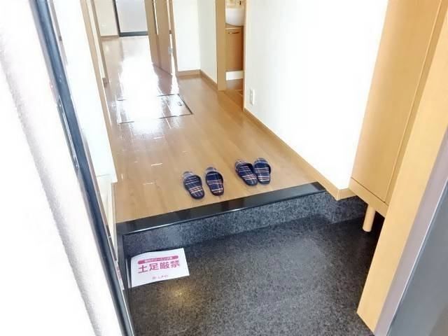 ����7
