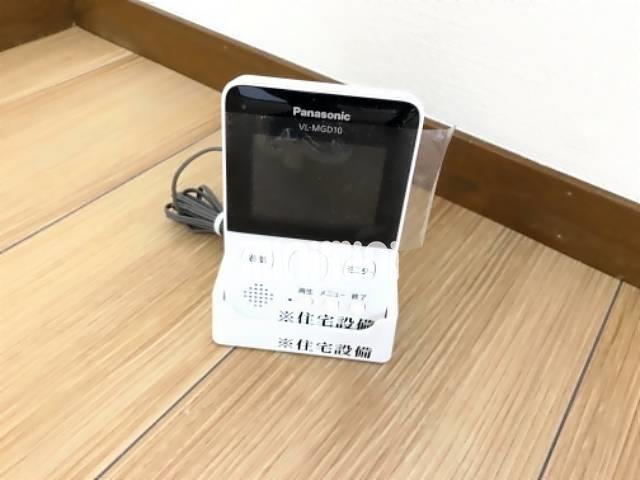 ����11