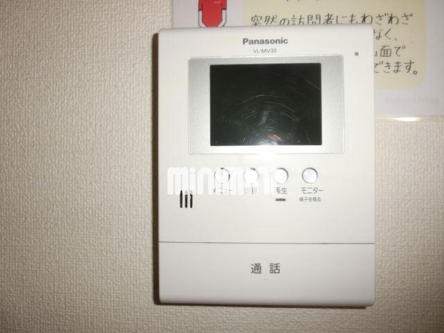 ����8