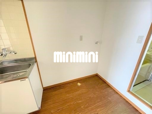 ����5